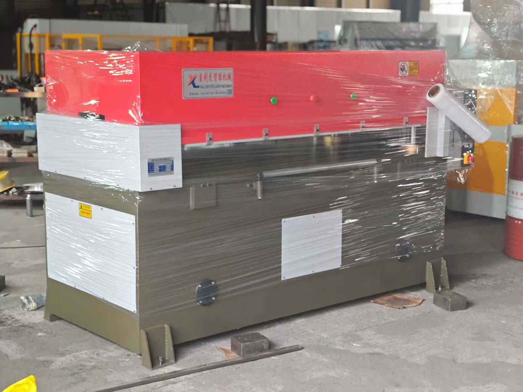 What Is 80 Ton Precision Four Column Hydraulic Cutting Machine For Leather Car Mat Foam Die Cutting