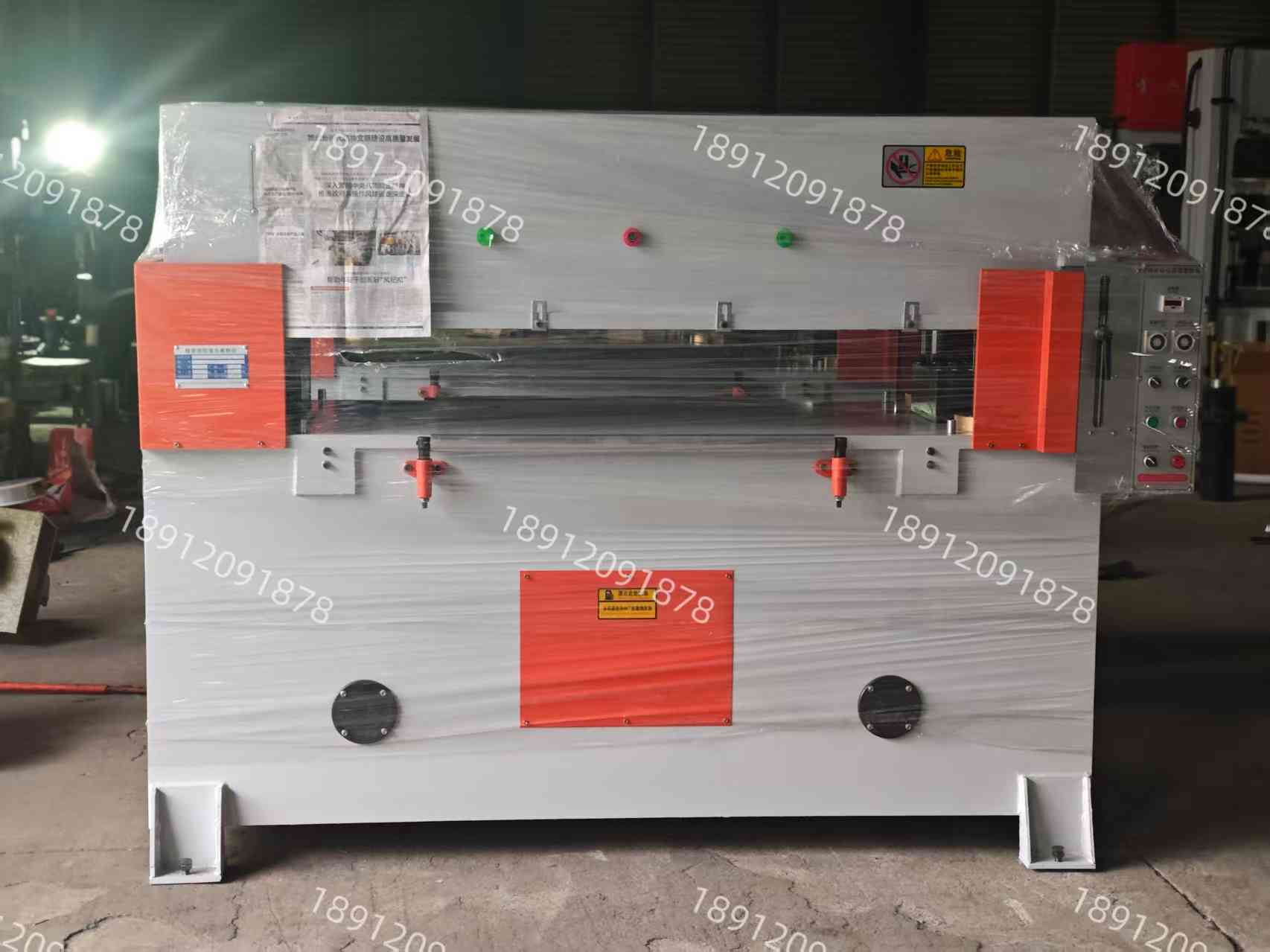 What Materials Can a Four-Column Hydraulic Cutting Machine Process?