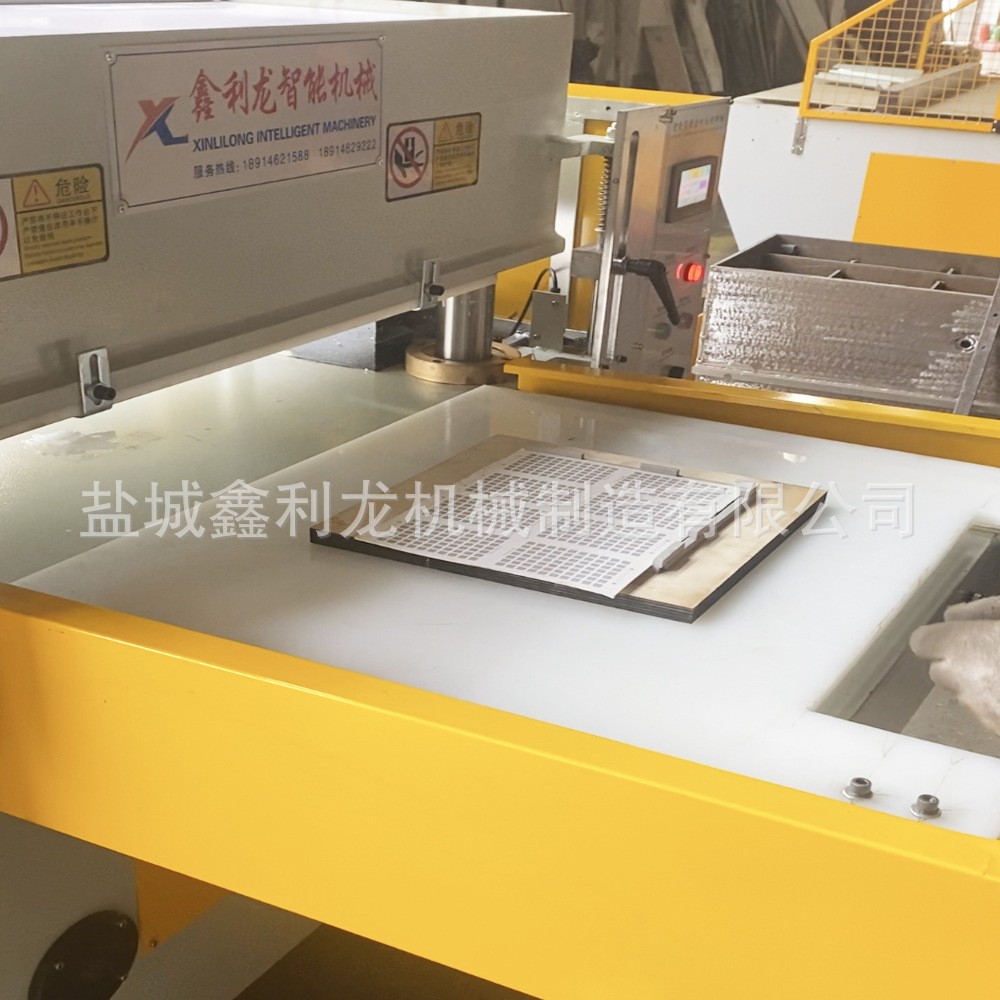 Why Choose a Double-Sided Automatic Feeding Cutting Machine for Automotive Interiors?